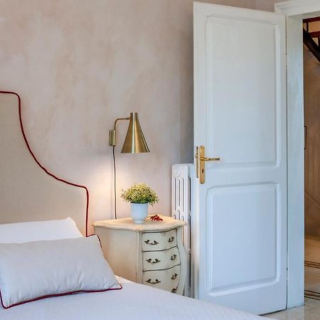 Villa Liberty Urbino Exteriör bild
