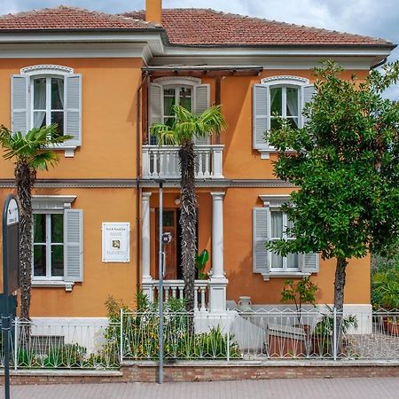 Villa Liberty Urbino Exteriör bild
