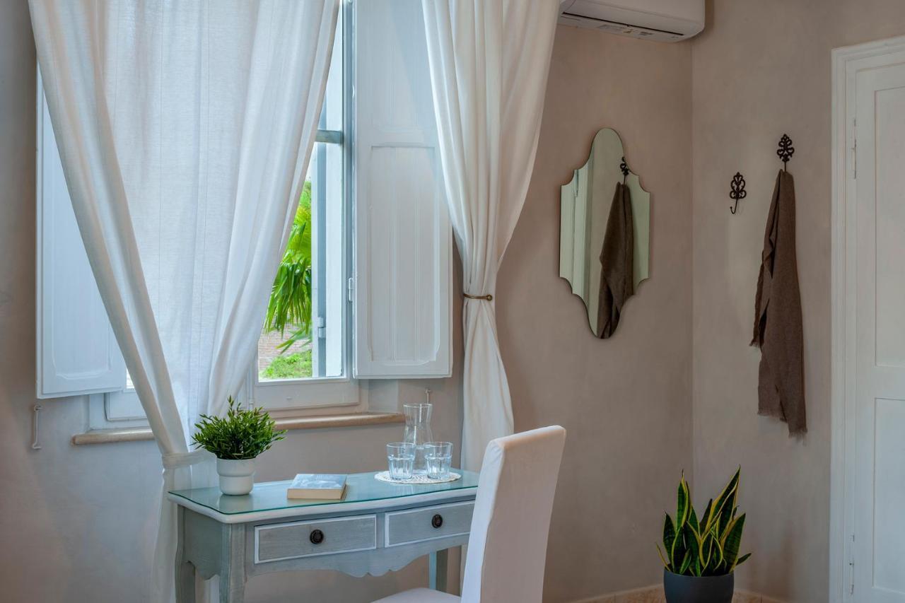 Villa Liberty Urbino Exteriör bild
